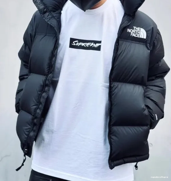 White S XL Logo and L 24SS Tee Box Futura M Black 0701